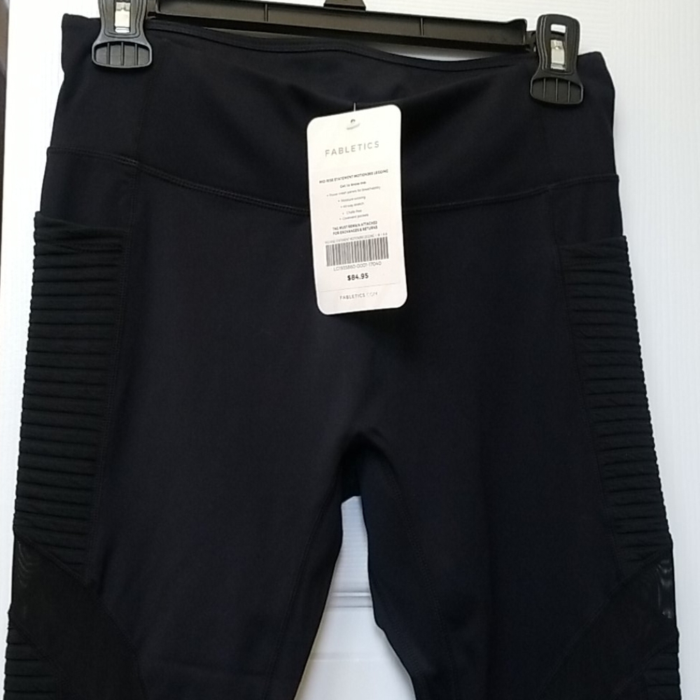 NWT Fabletics Midrise Statement Motion365 Legging - Picture 2 of 9